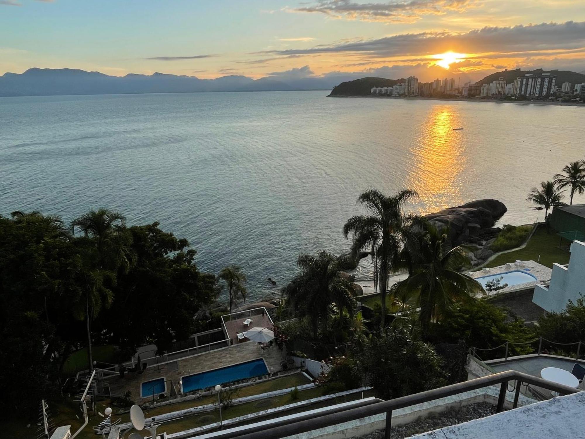 Linda Cobertura Duplex, Pe Na Areia,Vista Linda. Apartment Caraguatatuba Exterior photo
